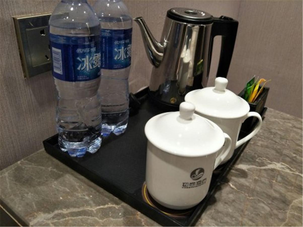 迎商酒店深圳罗湖口岸火车站店 外观 照片